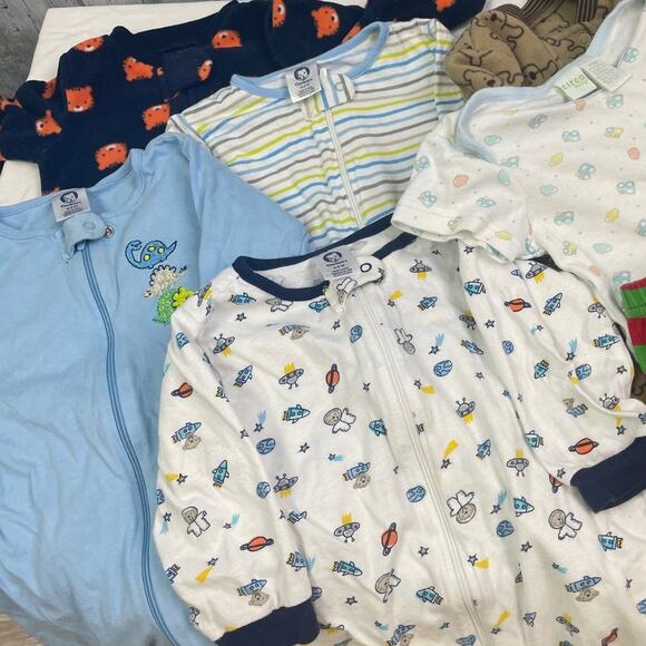 Lot of 10 Boys 9 Months Mos Sleepers One Pieces Pants Jeans Clothing Lot - Picture 2 of 5